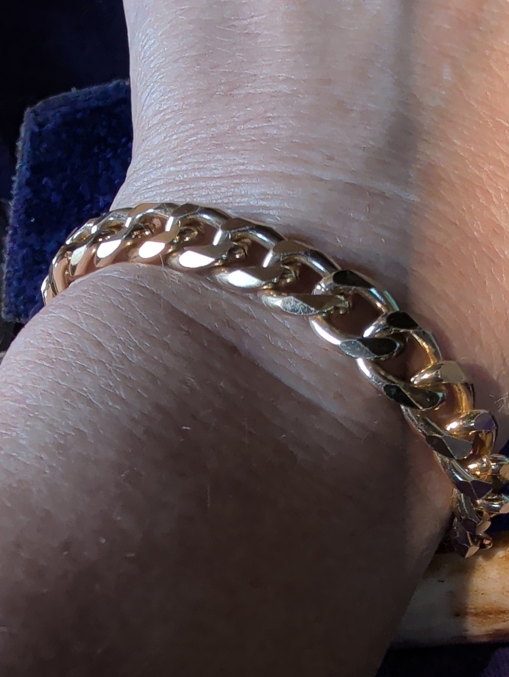 Unique Vintage Polished Gold Cuban Link Bracelet for Men